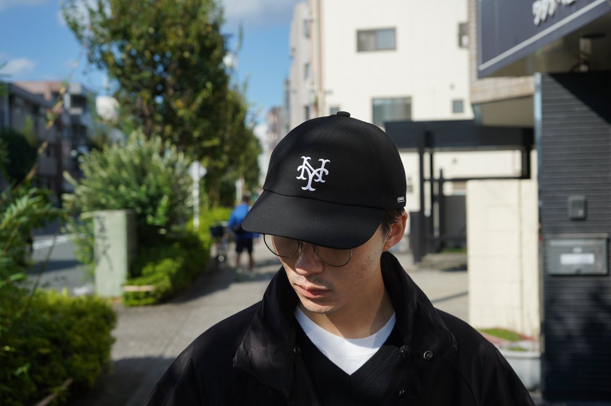 tf_gohongi's tweet photo. style sample.
cap : COMESANDGOES ny cubans cap
outer : COMOLI コットンシルクフーデットコート
tops : AURALEE FELTED WOOL KNIT V-NECK P/O
pants : COMOLI コーデュロイ ワークパンツ
#AURALEE
#COMOLI
#COMESANDGOES
https://t.co/QtnAC092K2 https://t.co/Pbx6ppFPxS