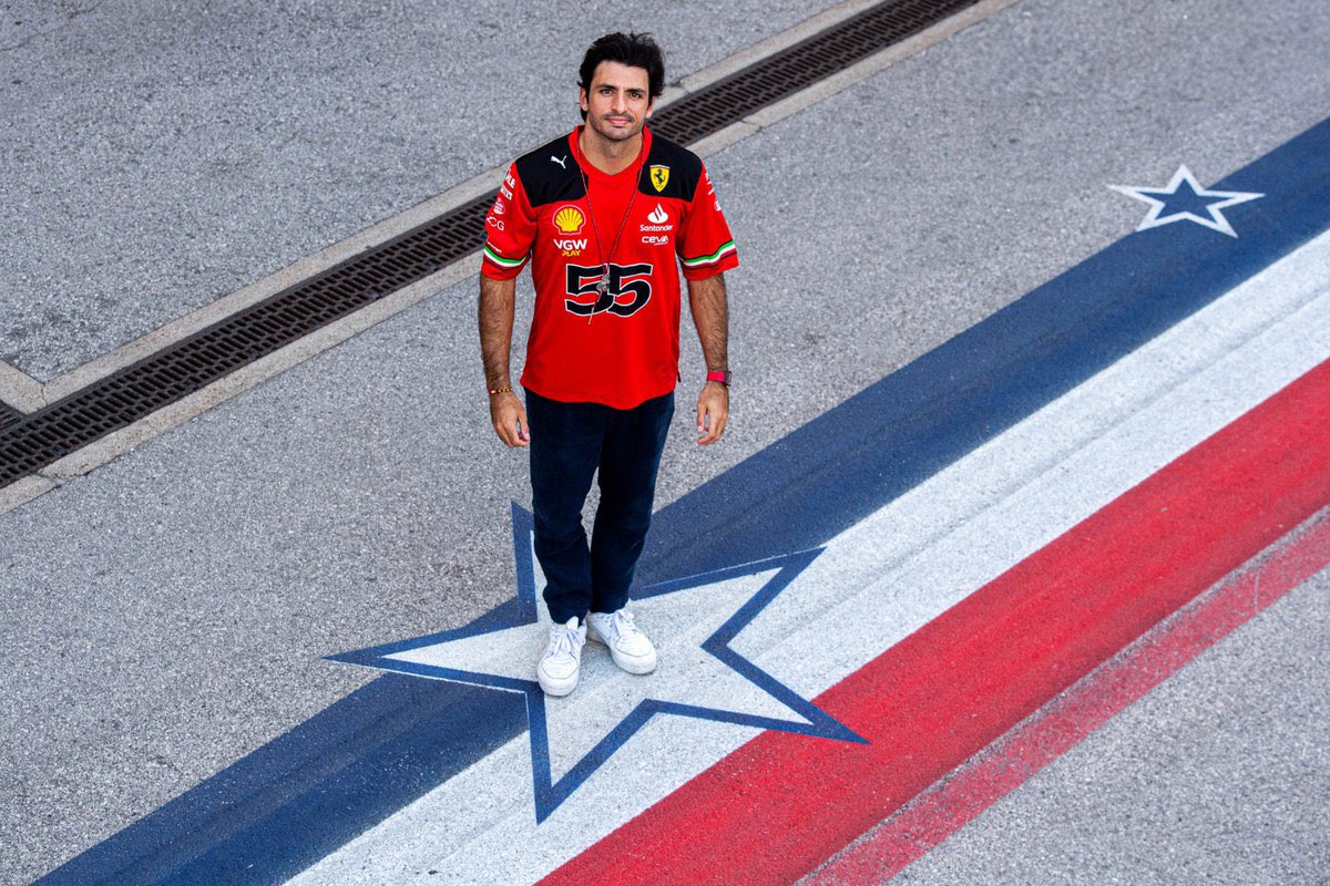 Team55_'s tweet photo. 🇺🇸 #USGP: We’ll be honest, we love the 5️⃣5️⃣ jersey 🤩 https://t.co/AtY2jeTtqc