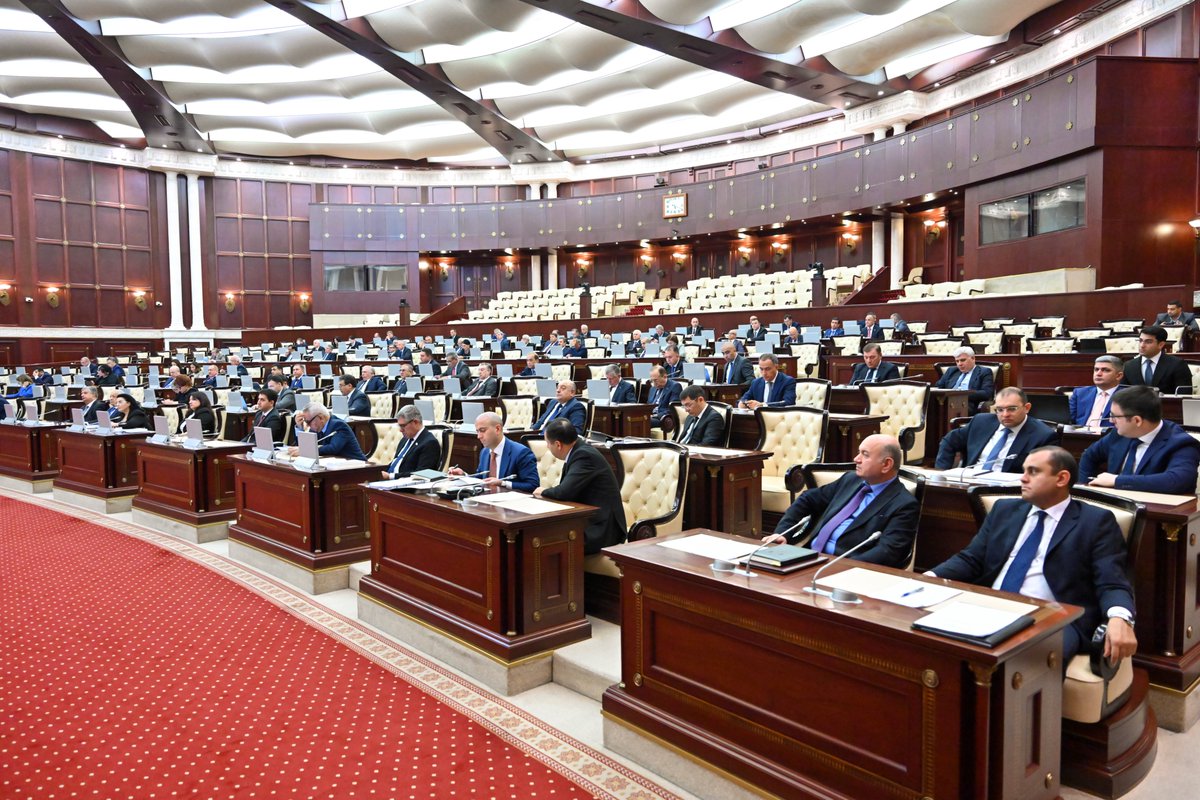 MammadAbbasbey1's tweet image. Oktyabrın 20-də “Azərbaycan Respublikası #RəqabətMəcəlləsi-nin təsdiq edilməsi haqqında” Qanun layihəsi Milli Məclisin (@Milli_Majlis) plenar iclasında müzakirəyə çıxarılıb və ikinci oxunuşda qəbul edilib.

#CompetitionGovAz