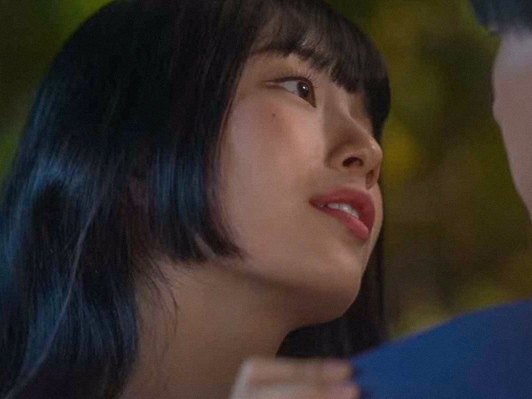 descontrolari's tweet photo. DOONA: — Você é tão fofo. Quase paguei pra ver. É bom virar o rosto na próxima vez, se você puder.

(Doona | 1x02) https://t.co/3KpmgclnR0
