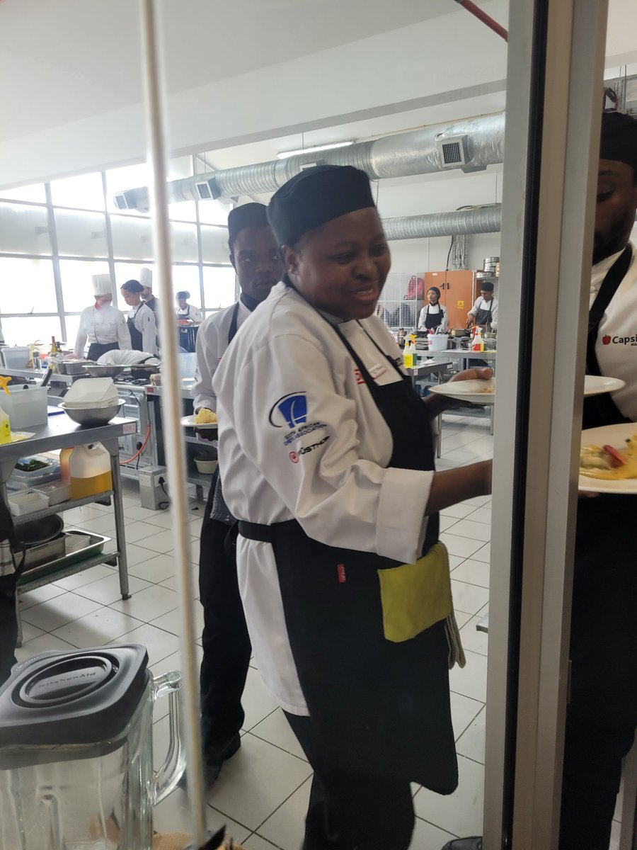 Judging of food and wine pairing underway at the <a href="/Heineken_SA/">Heineken SA</a> Inter Hotel Challenge. 

Food is coming off the pass, <a href="/pongracz/">Pongrácz</a> Cap Classique being poured. <a href="/sboshmafu/">Sibongile Mafu</a> and me watching the action in the kitchen. 
<a href="/SA_wine/">South Africa Wine</a> <a href="/dhillswine/">Durbanville Hills Wine</a> <a href="/fedhasaRSA/">Fedhasa</a>