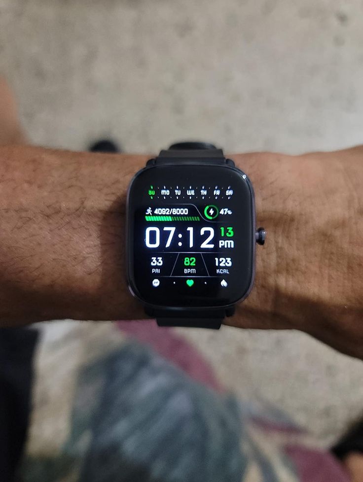RuttozSearch's tweet photo. I am in love with my new toy. SmartWatch -50%
Buy: https://t.co/IbPsY35AzA
#wheretobuy #needtobuy #bestobuy #viral #goviral #Twitter #smarwatch #products #TikTok #pinterest https://t.co/MAC4sgTSEd