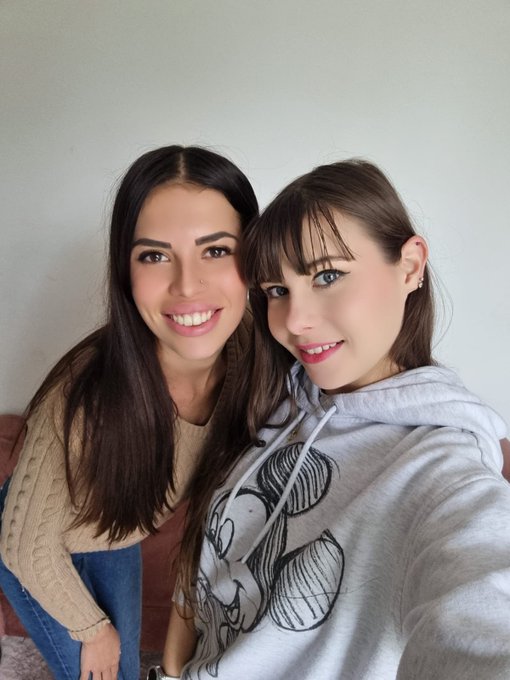 Kiss X  @MacarenaLewisof  @LoupRival https://t.co/VwSOcFed4P<a class="tags" target="_blank" title="On Twitter" href="/?out=eyJ0eXAiOiJKV1QiLCJhbGciOiJIUzUxMiJ9.eyJpYXQiOjE3MjkyNzkxNTAsImlzcyI6InR3cG9ybnN0YXJzLmNvbSIsIm5iZiI6MTcyOTI3OTE1MCwiZXhwIjoxNzYwODE1MTUwLCJyZWRpcmVjdF91cmwiOiJodHRwczovL3R3aXR0ZXIuY29tL01hY2FyZW5hTGV3aXNvZiJ9.BAgndwPr1n7qqLl-uLcw9n96ALkvlQ2skZzUTi_viSTKcaAMh8lRXm_JcTKtXzG7RSJvXQ-aBqaFobvzxvR4nA">@MacarenaLewisof</a><a class="tags" href="/tag/louprival">@louprival</a><a href="/tag/mlrgirls"class="tags"><span>#mlrgirls</span></a>