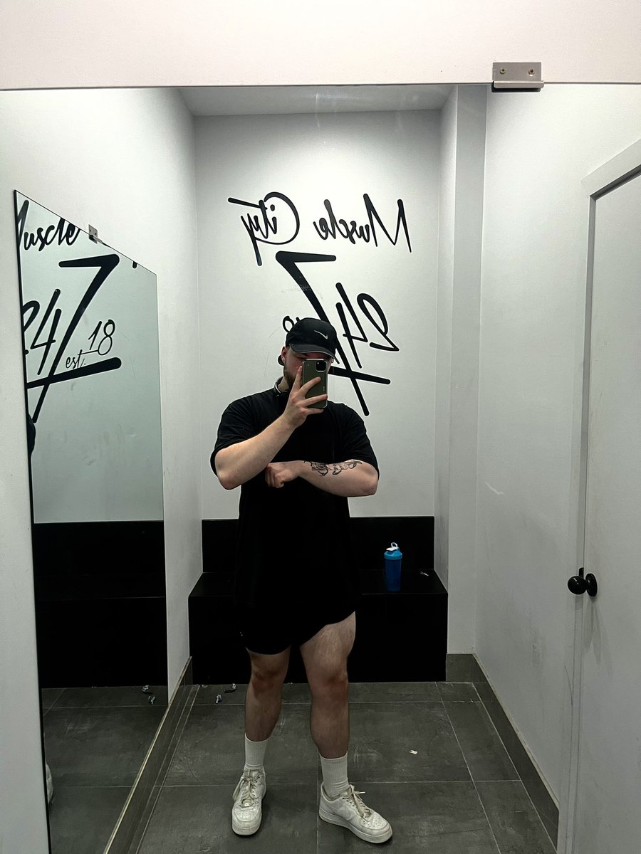 Shaun 🤓 tweet media