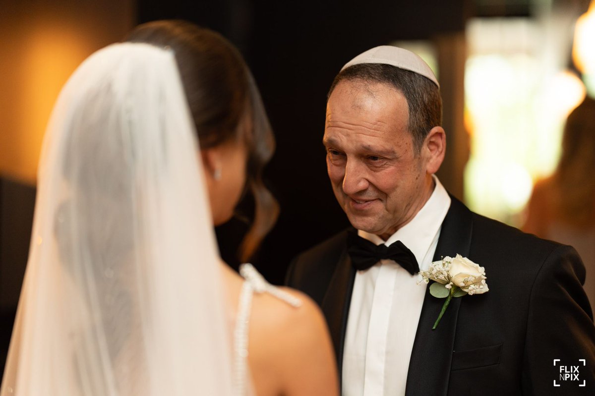 SDMGLtd's tweet photo. A father's love captured in a single gaze. ❤️

#Moments #Memories #Love https://t.co/ZGJg0S1YXp