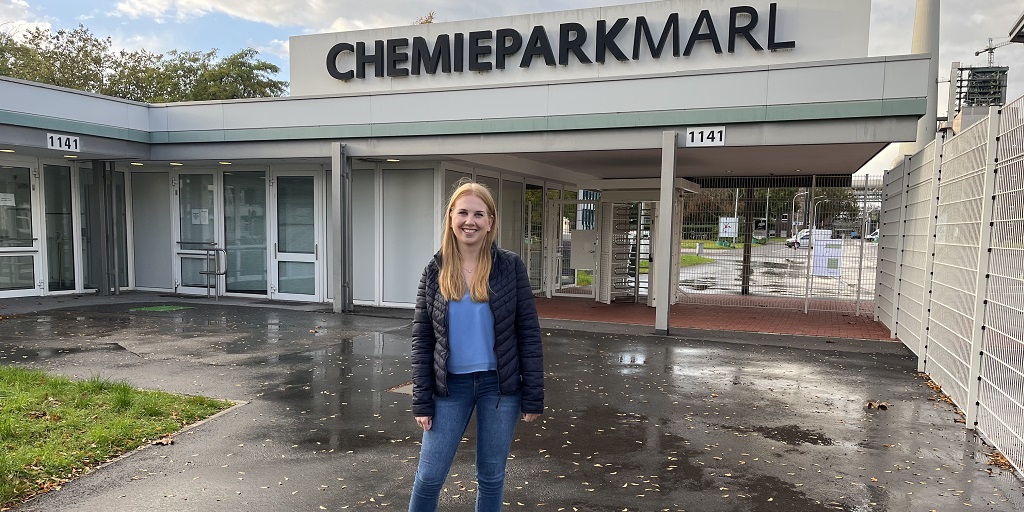 In Maike’s latest blog post from 'The Green Journal,' you can find out how Life Cycle Management works at Evonik, what the connection is to Next Generation Evonik and an exciting, fun fact: careers.evonik.com/en/about/the-g… #PartofSomethingSpecial #TheGreenJournal