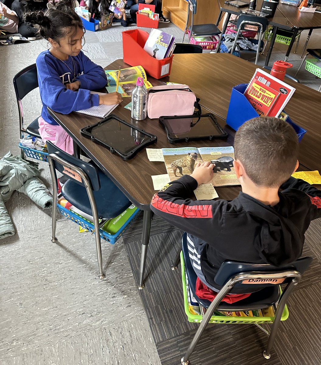 NickFisette's tweet photo. Third graders working hard to become expert teachers of nonfiction texts with reading partners by identifying main ideas and supporting details. #TroyUnion #CULTURE https://t.co/VTSezw2zFC