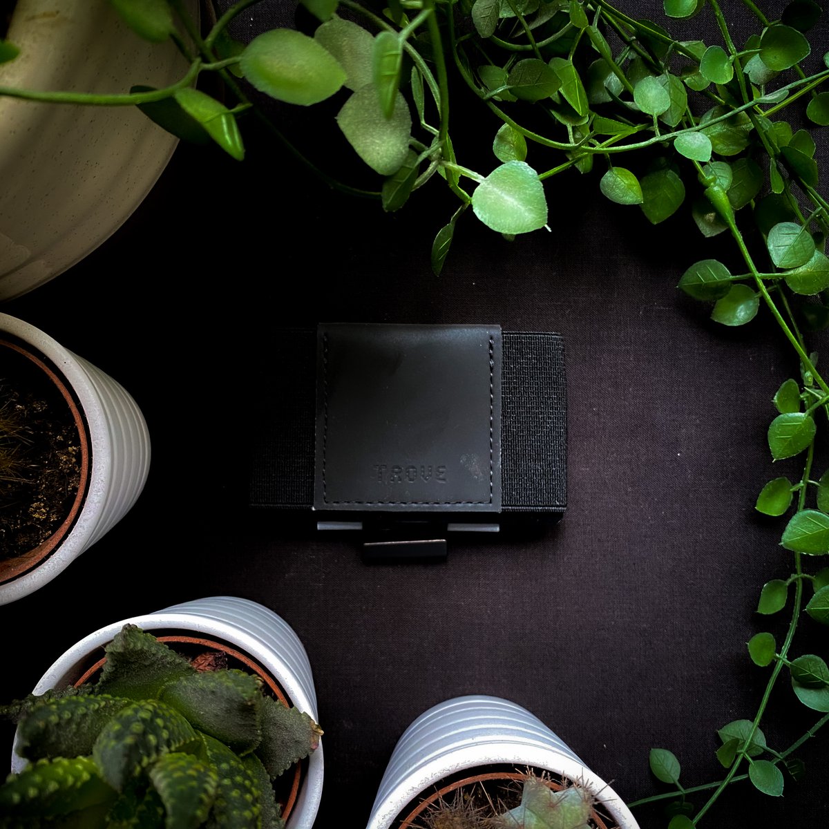 Trovecc's tweet photo. Have we planted the idea of a new wallet in your head yet? ππ
https://t.co/h4ykGBsBMI
#customwallet #slimwallet https://t.co/8m2JZlQtMx