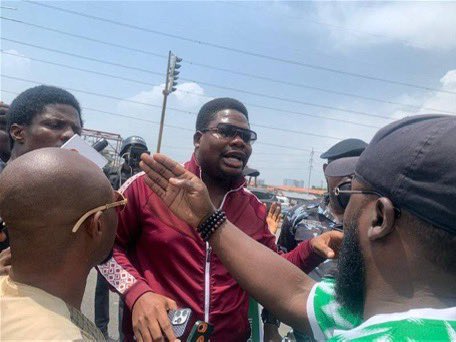 BishopPOEvang's tweet photo. #EndSARS Anniversary: Macaroni, others storm Lekki toll gate. https://t.co/XRCk8vu8DJ