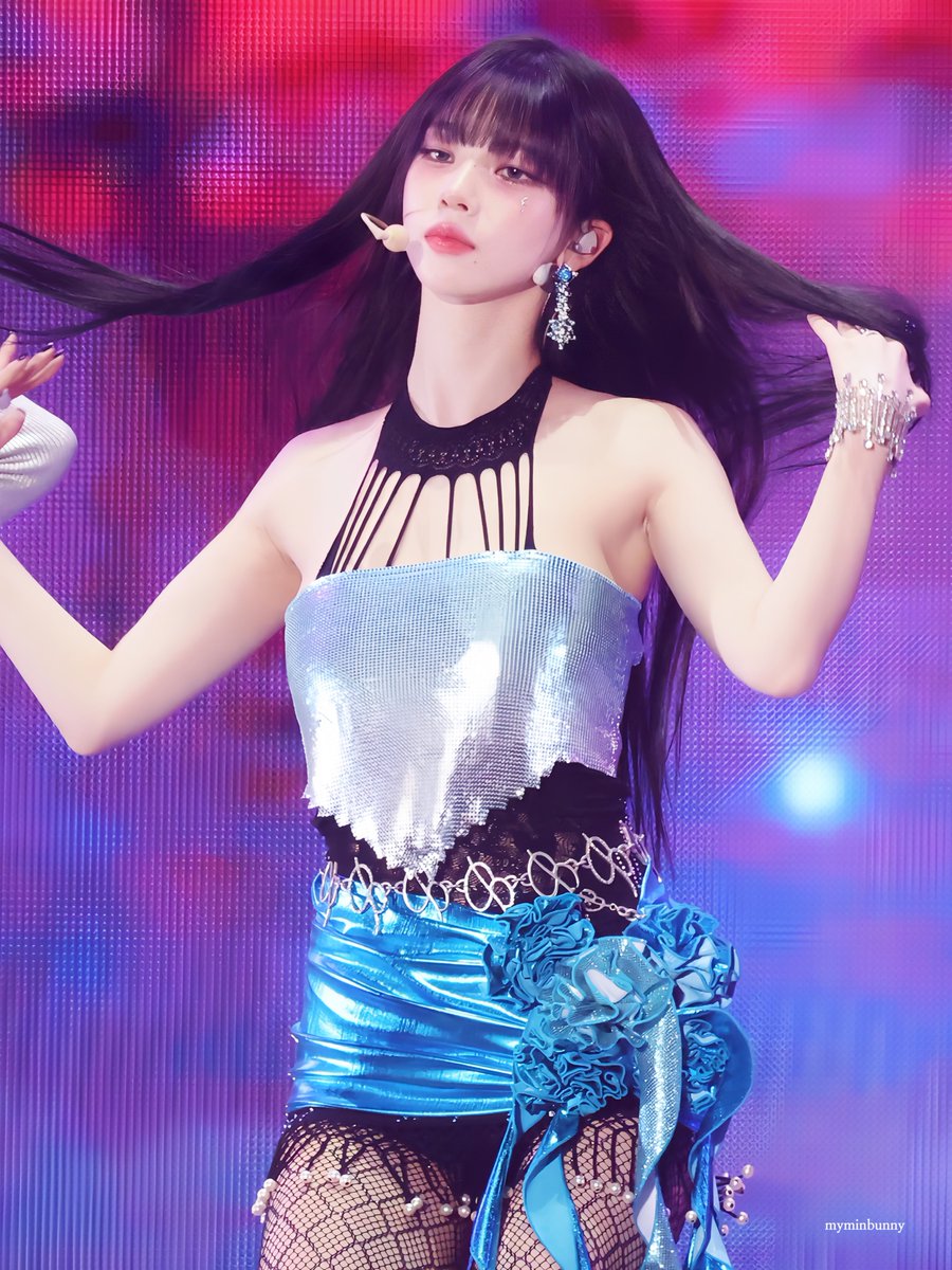 myminbunny's tweet photo. 231010 TMA

#aespa #에스파 
#유지민 #KARINA #카리나 #��リナ https://t.co/OJ71DW54rM