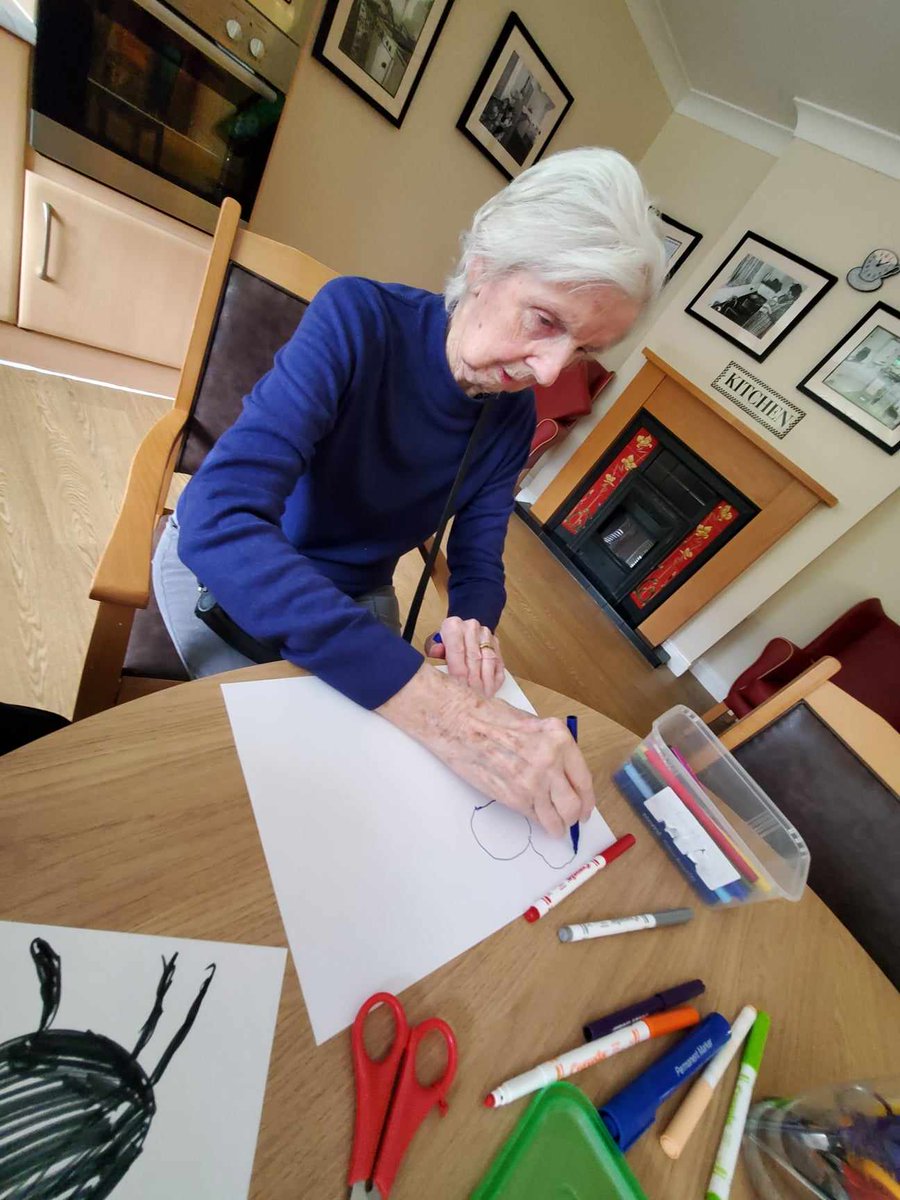 Art can still be therapeutic and fun even in your mid nineties! #dementiacare #hicaactivities <a href="/OvertonHouse1/">thehicagroup</a> <a href="/TheHICAGroup/">The HICA Group</a>