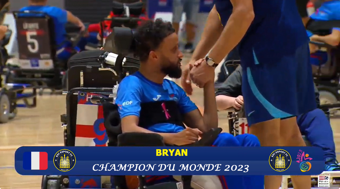 ESCeSportFC's tweet photo. 😍𝗟𝗲𝘀 𝗲́𝗺𝗼𝘁𝗶𝗼𝗼𝗼𝗼𝗼𝗻𝘀 

🪖Nos deux soldats du club pro, Bryan et Momo font partie de l'équipe de France de Football Fauteuil... Et ils sont (re) devenus champion du monde ce matin !

🙏Merci messieurs, on a pris un plaisir fou à vous suivre ! https://t.co/R5uWbFCrXf