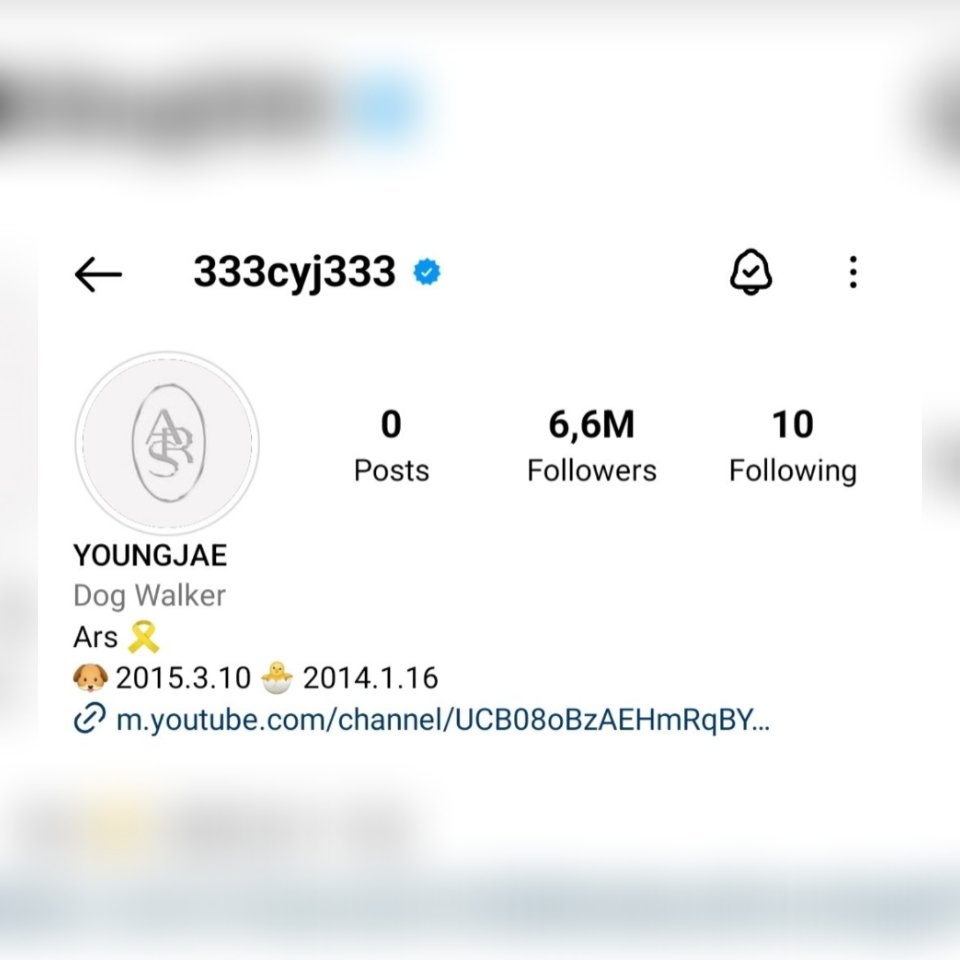 YoungjaeArg's tweet photo. IG |06.10.23| 

Youngjae cambio el logode ars a uno plateado!!! 

#Youngjae #GOT7 #영재 #갓세븐 https://t.co/2oWdsl2Bks