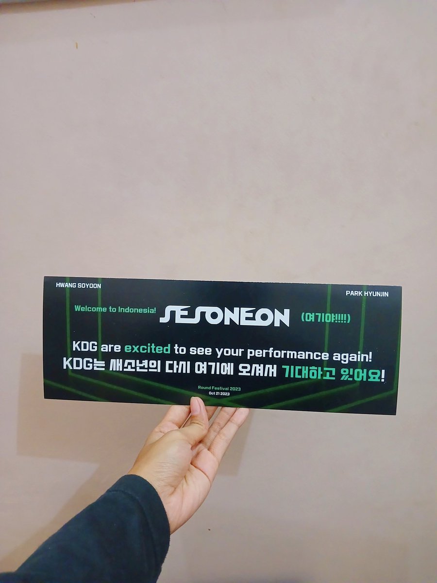 ‼️PLEASE RT!‼️

⚡️SE SO NEON HANDBANNER at ROUND FESTIVAL 2023⚡️

📅 OCT 21 2023
📍 ROUND FESTIVAL VENUE
⏰️ TBA 

LIMITED!!!

SEE YOU THERE🤟🏻

#ROUNDFESTIVAL #ROUNDFESTIVAL2023 #SESONEON #새소년 #KDG