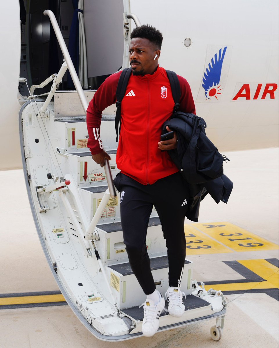 Granada CF ❤️⚪️ tweet media