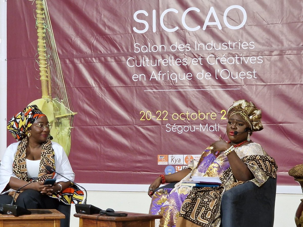 ArtsCConsulting's tweet photo. Ouverture du SICCAO 2023 avec le talk Maaya Bulon à segou. Premiers panelistes Ikram Ben Ikram, Fousseyni Maiga, Queen Blessing, etc #segou #siccao #cck #ICC #africulturelle #etoileafricaine https://t.co/f02b8lCh4R