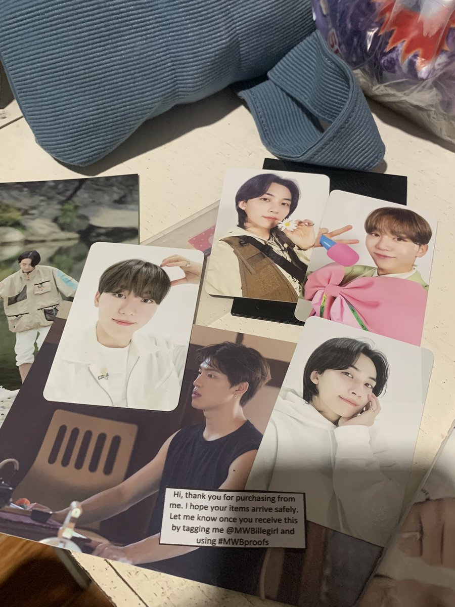 cheolrimae's tweet photo. HELLO GRABE PO ANG SAYA KO GDDKBDKAHAJAH AFTER Q MAKIPAG AGAWAN DITO SA JEONGHAN FLOWER GDKSHSJA PLS ANG POPOGI. tapos sakto na pag uwi q eto bungad huhu thanks pooo so much sa grabeng patience 🥹 @MWBillegirl #MWBproofs https://t.co/hcEBKUIGIl