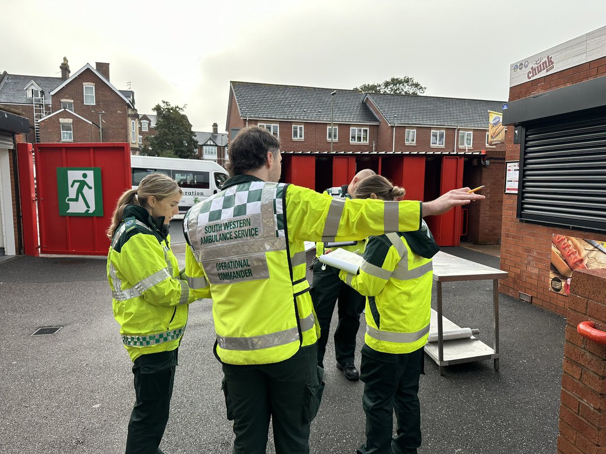 robertflute's tweet photo. @jazznhenry @PaulClarke999 #Tacticalpoint @jesip999 thanks to all for efforts at todays exercise #EPRR @OfficialECFC @DSFireUpdates @swasFT @swasfteprr https://t.co/GVQhFxGkot