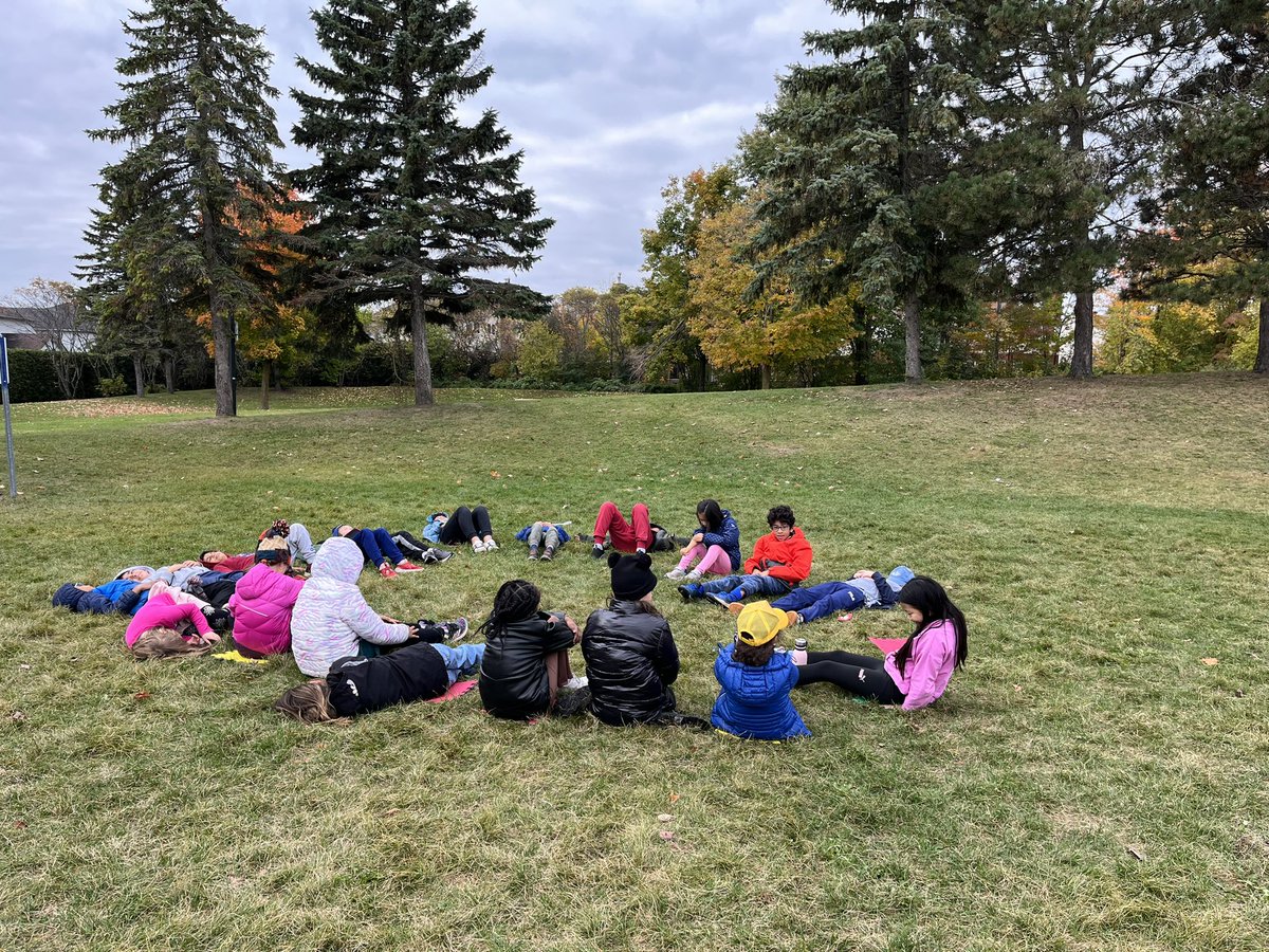 MmeLafrance's tweet photo. Take Me Outside was a big hit with the students this week! They loved doing the Sit Spots activity and using their senses to reflect on the beautiful natural environment surrounding our school. They can’t wait to do it again soon! #ocsbOutdoors #STMWolfpack https://t.co/mnJfKkCg9l
