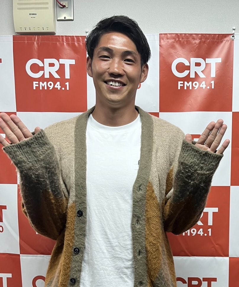 crt_radio's tweet photo. 10/20(金)「バモス！栃木SC」は久��の #小野寺健也 選手の「SC Radio Ono de Live」でした！ラジオを聴いてくださったサポーターさんから直接反応がありました✨感謝！
そして、番組に出たいと逆オファーしてくる選手がいるそう。いつ誰が出てくれるのか...お楽しみに！
#栃木SC #栃木放送 @k_n_y1118 https://t.co/uC7kKrg08p