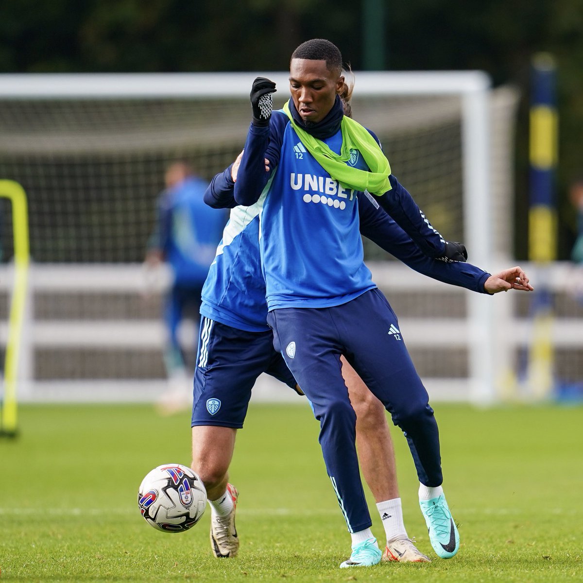 Leeds United tweet media