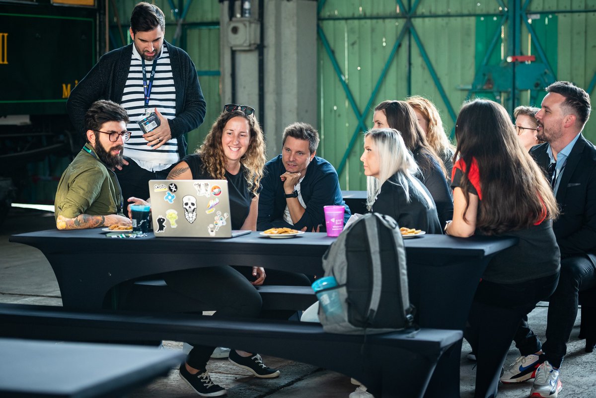 Amuse UX conference tweet media