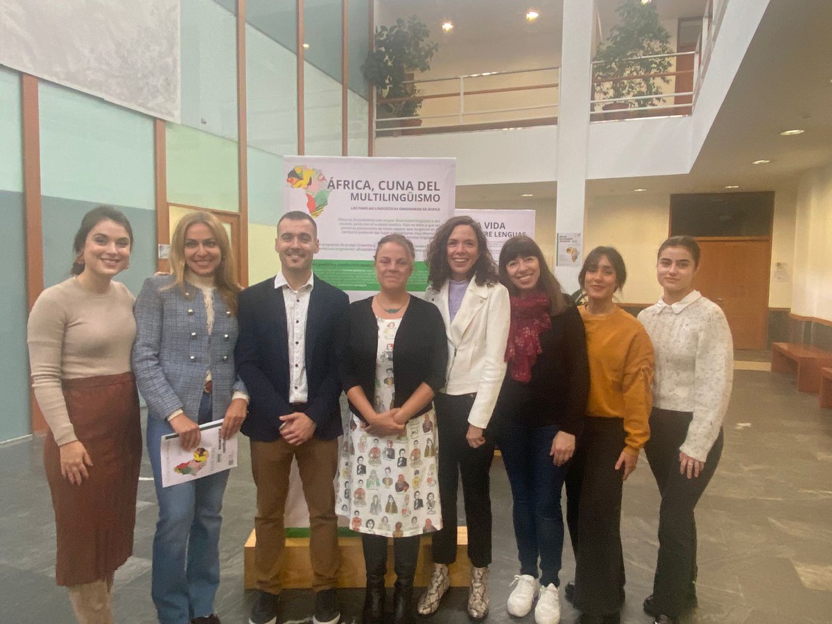 baqonde's tweet photo. It's happening! African Language Day is under way at the @FilologiaUsal! With @USAL_Lengua With Universidad de Cheik-Anta-Diop (Dakar) @FundacionAreces @UCAD_Senegal @baqonde @EmbEspPretoria @EmbEspSenegal @Casaafrica
@lindes_usal @culturagob @FestivalWallay
#Senegal #Africa https://t.co/R7IzUqdhV6