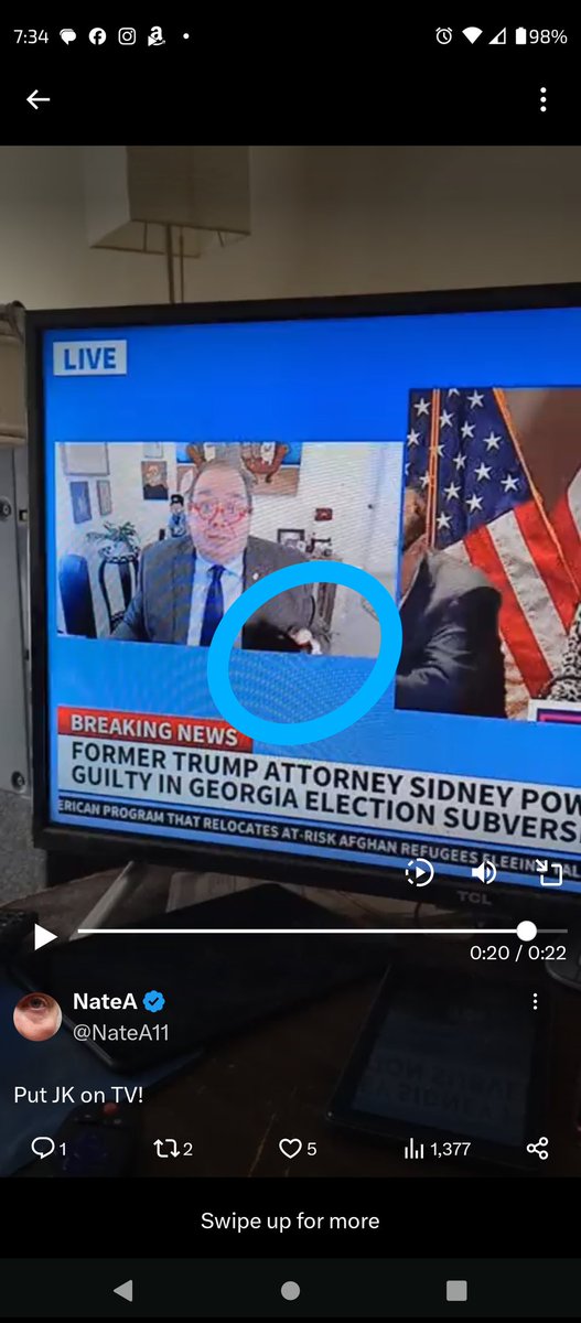 derekvampyrslyr's tweet image. Wait a sec!! Is @lawyerschiff #drclaw ?? #madcat always there next to computer 🤯🙀 lots to unwrap here!!
#fridaymorning #FridayVibes @jackrice @BorghardtLaw @itsadriienne @ChristyMomaha @AnnaBower @BethanyJes @psubaby @KateSchweit @nurmiunchained @NeamaRahmani