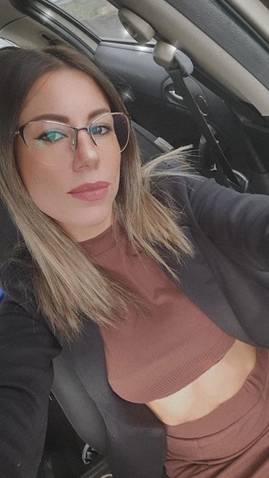 Tesorini lunedi vi aspetto numerosissimi alle 23.00 💣🌶💦 su 🔞https://t.co/Un1k7wQtwC🔞 https://t.co/Os