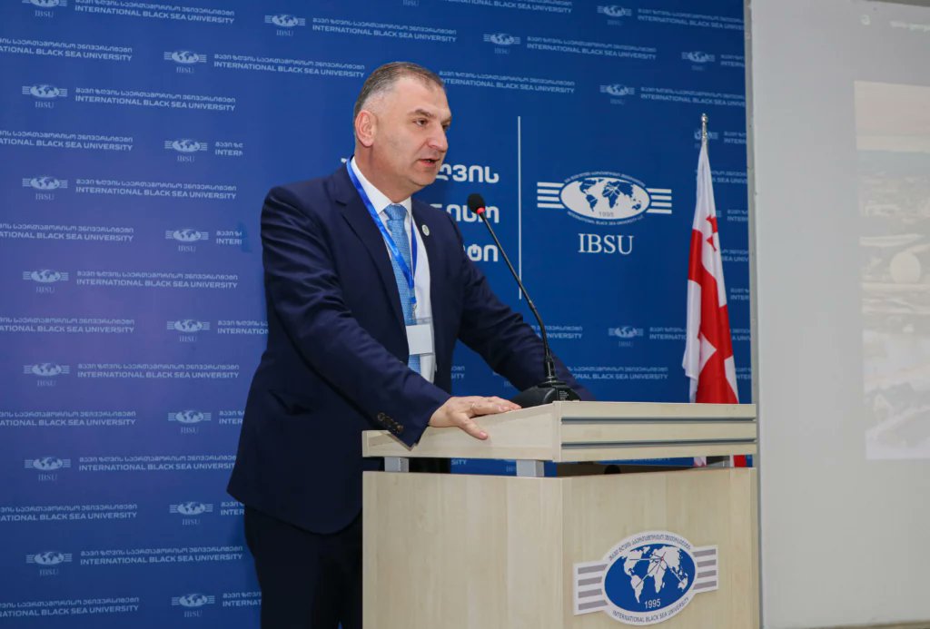 International Black Sea University (@ibsu1995) on Twitter photo ๐ท แจแแแ แแฆแแแก แกแแแ แแแจแแ แแกแ แฃแแแแแ แกแแขแแขแแ แแแ แแจแฃแแแก แแแแก แแ-18 แกแแแ แแแจแแ แแกแ แแแแคแแ แแแชแแแก แฃแแแกแแแแซแแ, แ แแแแแจแแช 14 แฅแแแงแแแก 80-แแ แแแขแ แแแชแแแแ แ แแแแแฌแแแแแแแ.
แแ แชแแแ: bit.ly/48XTe5v
#IBSU #SilkRoad ๐ท แจแแแ แแฆแแแก แกแแแ แแแจแแ แแกแ แฃแแแแแ แกแแขแแขแแ แแแ แแจแฃแแแก แแแแก แแ-18 แกแแแ แแแจแแ แแกแ แแแแคแแ แแแชแแแก แฃแแแกแแแแซแแ, แ แแแแแจแแช 14 แฅแแแงแแแก 80-แแ แแแขแ แแแชแแแแ แ แแแแแฌแแแแแแแ.
แแ แชแแแ: bit.ly/48XTe5v
#IBSU #SilkRoad