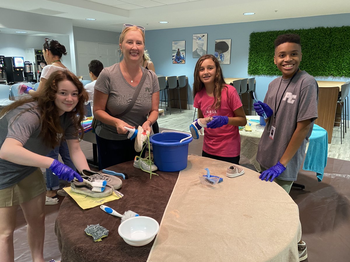 PC Community Service tweet media
