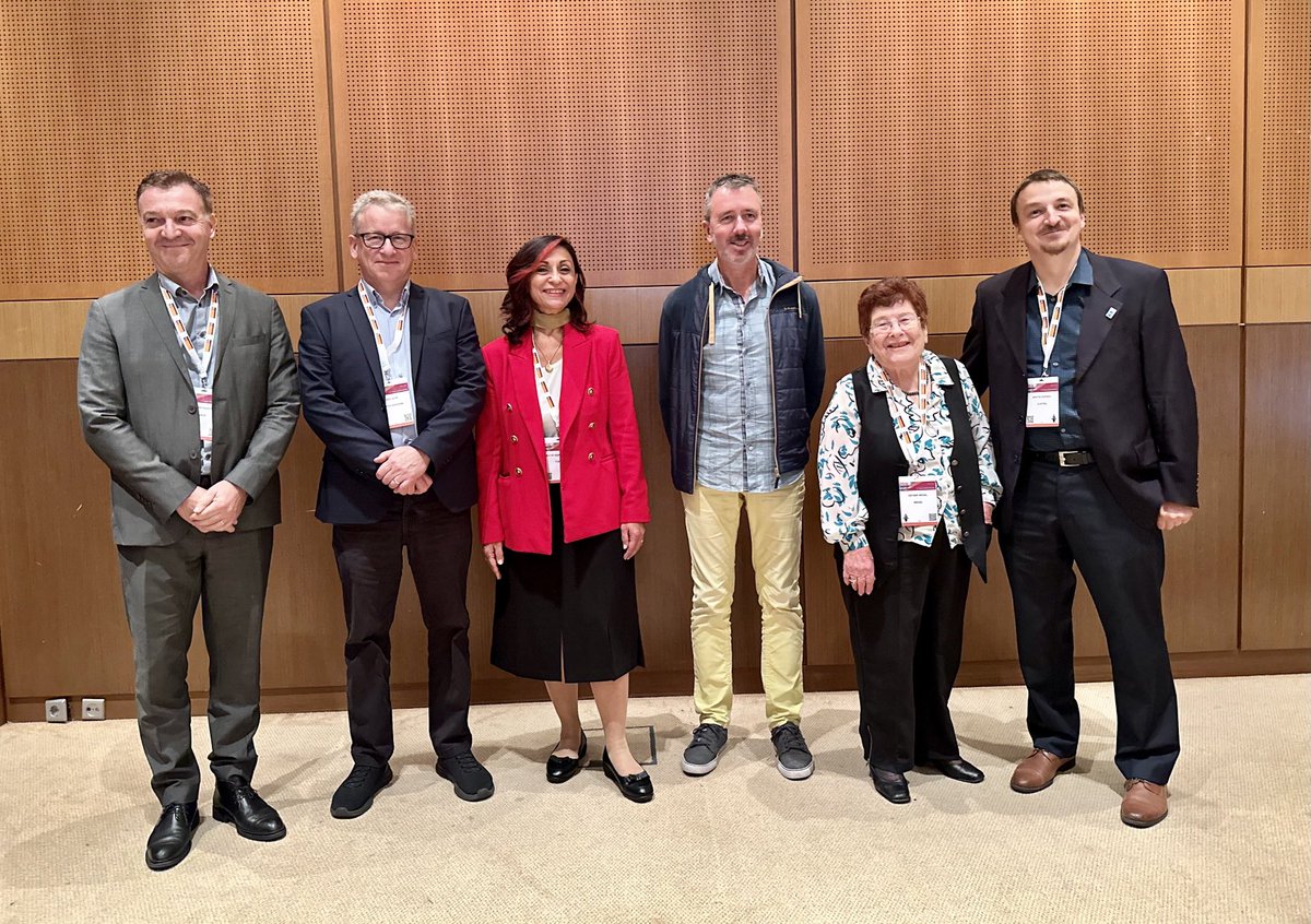 Neil Gow (@neil_gow) on Twitter photo A great honour to be elected as President of ECMM with Sevtap Arikan-Akdagli (Treasurer) & Johan Maertens (GenSec). Thanks to our predecessors <a href="/martinhoenigl/">Martin Hoenigl🇺🇦🇦🇹</a> <a href="/GangneuxJp/">JP Gangneux</a> & Esther Segal for leading <a href="/eurconfmedmycol/">ECMM</a> <a href="/TIMM_cc/">TIMM2025, Bilbao, Spain</a> so well. <a href="/MRCcmm/">MRC Centre for Medical Mycology</a> A great honour to be elected as President of ECMM with Sevtap Arikan-Akdagli (Treasurer) & Johan Maertens (GenSec). Thanks to our predecessors <a href="/martinhoenigl/">Martin Hoenigl🇺🇦🇦🇹</a> <a href="/GangneuxJp/">JP Gangneux</a> & Esther Segal for leading <a href="/eurconfmedmycol/">ECMM</a> <a href="/TIMM_cc/">TIMM2025, Bilbao, Spain</a> so well. <a href="/MRCcmm/">MRC Centre for Medical Mycology</a>