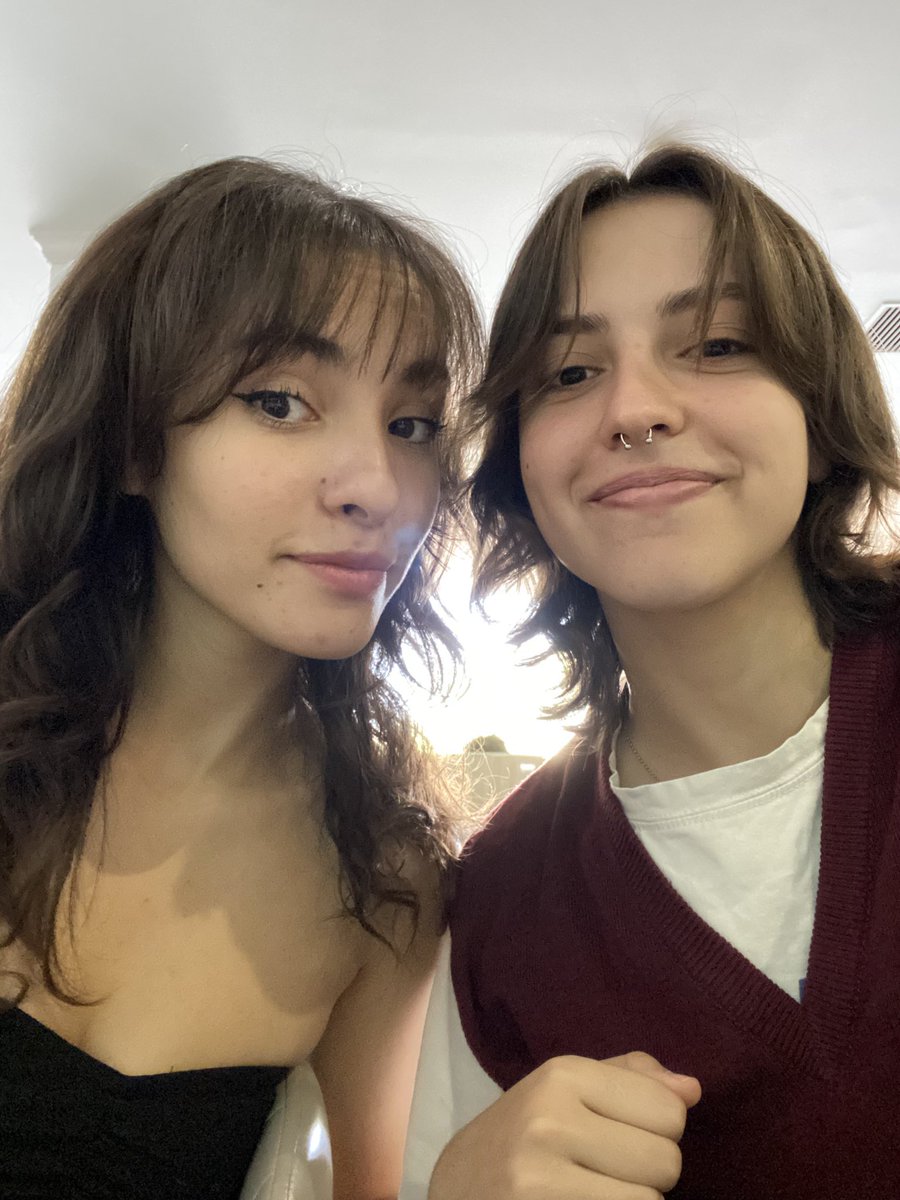 Clara 🎄 tweet media