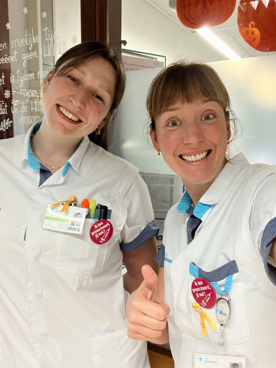 Laure (@laurevanh13) on Twitter photo Letās get vaccinated š #covidvaccin #uzleuven #uzleuvennursing #E663 #hospitalisatie25 <a href="/UZLeuven/">UZ Leuven</a> <a href="/UZLeuvenNursing/">UZ Leuven Nursing</a> <a href="/luytsviona/">luytsviona@hotmail.com</a> Letās get vaccinated š #covidvaccin #uzleuven #uzleuvennursing #E663 #hospitalisatie25 <a href="/UZLeuven/">UZ Leuven</a> <a href="/UZLeuvenNursing/">UZ Leuven Nursing</a> <a href="/luytsviona/">luytsviona@hotmail.com</a>