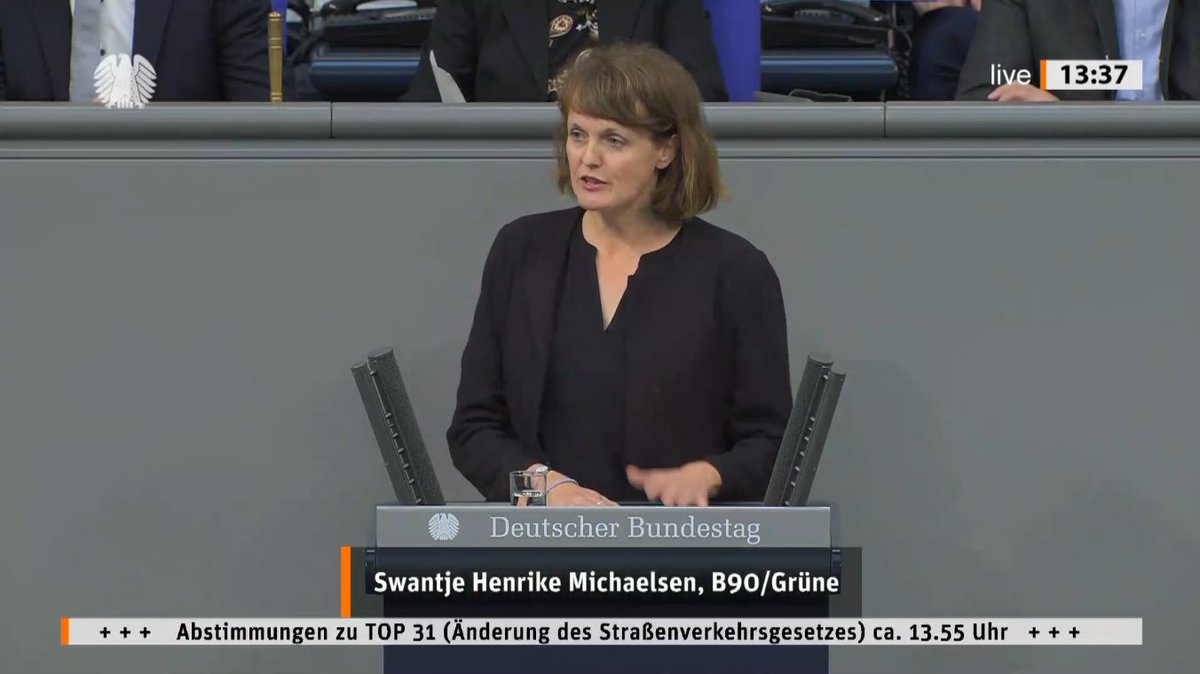 Die Kommunen wissen selbst am besten was vor Ort gebraucht wird und heute bekommen sie endlich den gesetzlichen Rahmen für echte Entscheidungsspielräume.

– <a href="/SwantjeMichael1/">Swantje Michaelsen</a>  zur Änderung des Straßenverkehrsgesetzes