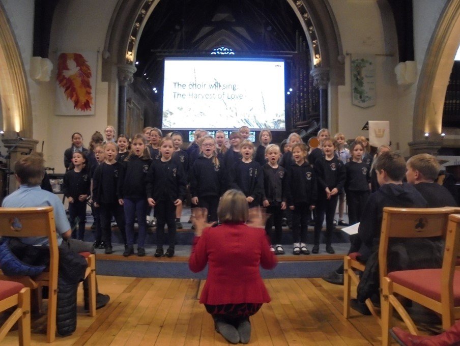 Harvest Service

We gathered at St Paul's Church this morning for harvest festival. We were challenged by the words of St Paul to 'be generous and willing to share'. We are so grateful for the generosity of the school families for their donation to the Dorking Area food bank.
