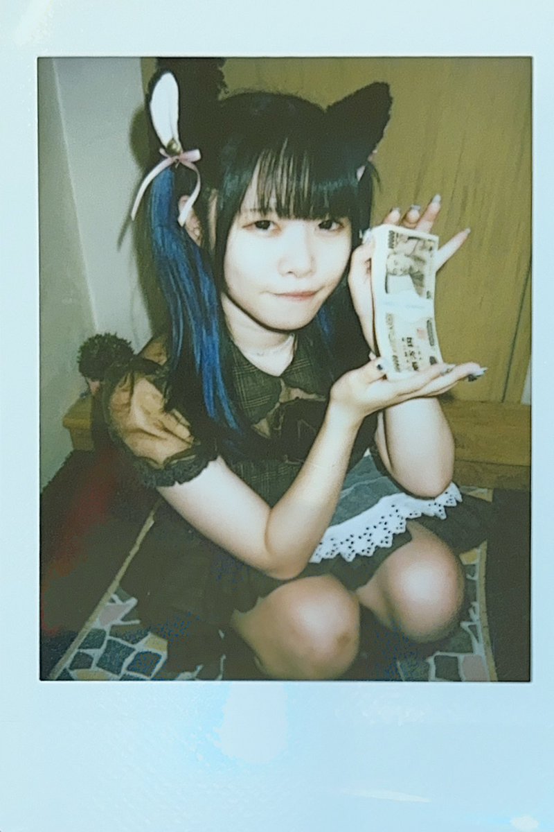 Y3OVvrPAienkyxC's tweet image. 今日は1ヶ月ぶりに大須へჱ̒⸝⸝•̀֊•́⸝⸝)♡
やっぱりかわいい子達とお話するの楽しいね🥳🥳🥳 
エクレール〜aoco〜ペパーミント〜Mimi
〜シャルロッテ 
相手してくれたキャストさん達 ありがとう🫶
 #大須コンカフェ #エクレール #aoco #Mimi #シャルロッテ