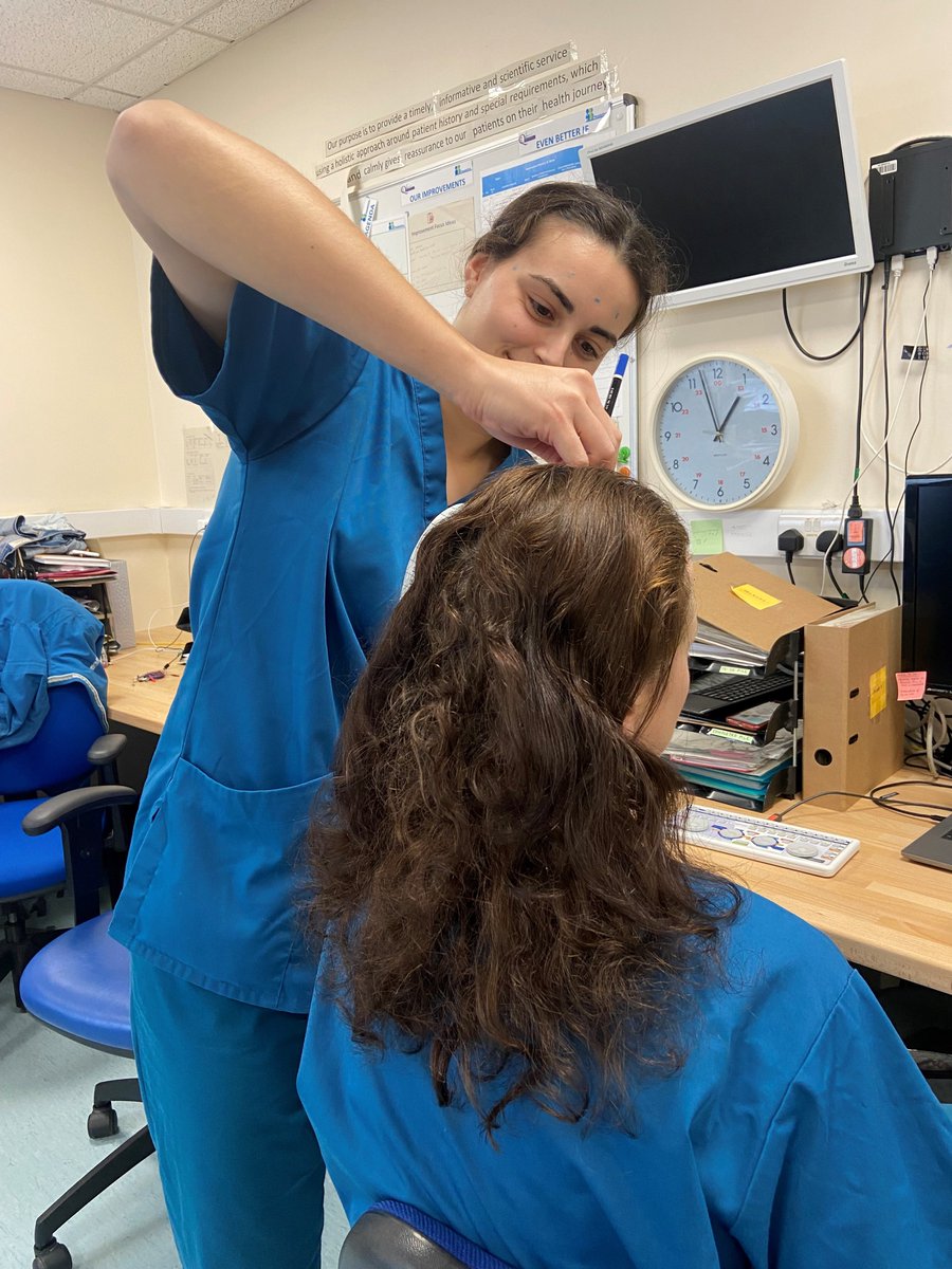 NeurophysUHP's tweet photo. Friday lunchtime in @NeurophysUHP @UHP_NHS #CPD #listenlearnandimprove @AnnJamesNHS https://t.co/P0AG9xiP9d