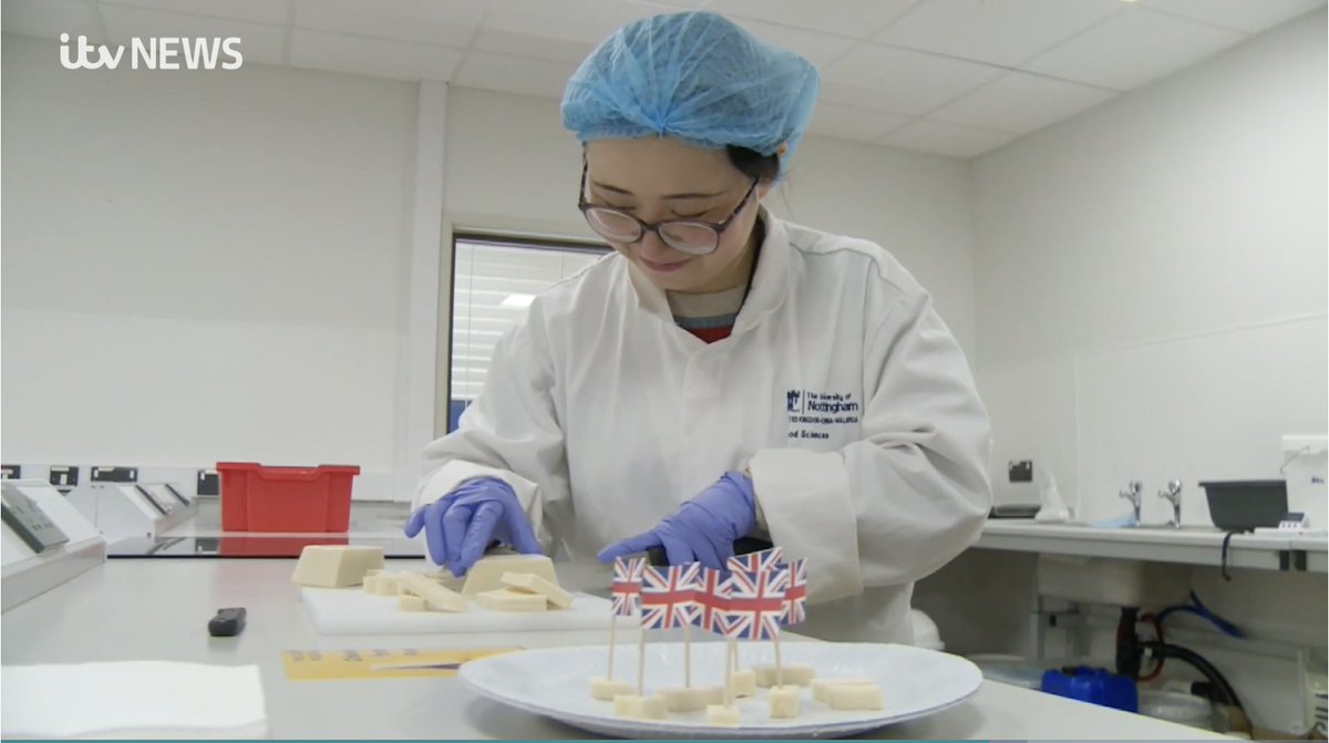 UoNPressOffice's tweet photo. 'Cheese from peas' research was featured on @ITVCentral showing how yellow peas are being turned into a sustainable and tasty vegan cheese @UoNBiosciences #vegan 🧀🌱

Watch here from 26 mins: https://t.co/o0DsxWzPdA https://t.co/v9zjPFYoX4