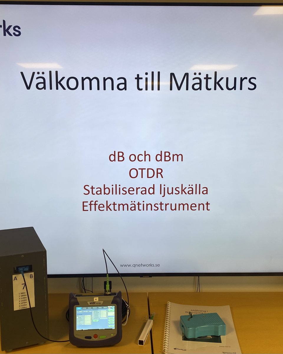 Qnetworksnordic's tweet photo. Idag avslutade vi två dagars mätkurs🎉🎈🎊
Kul och givande med duktiga elever🙂
Tack för förtroendet @Affärsverken Karlskrona AB 
#vikanfiber
#vikanutbildning
#vikanmätning https://t.co/agDFg2d5Gb