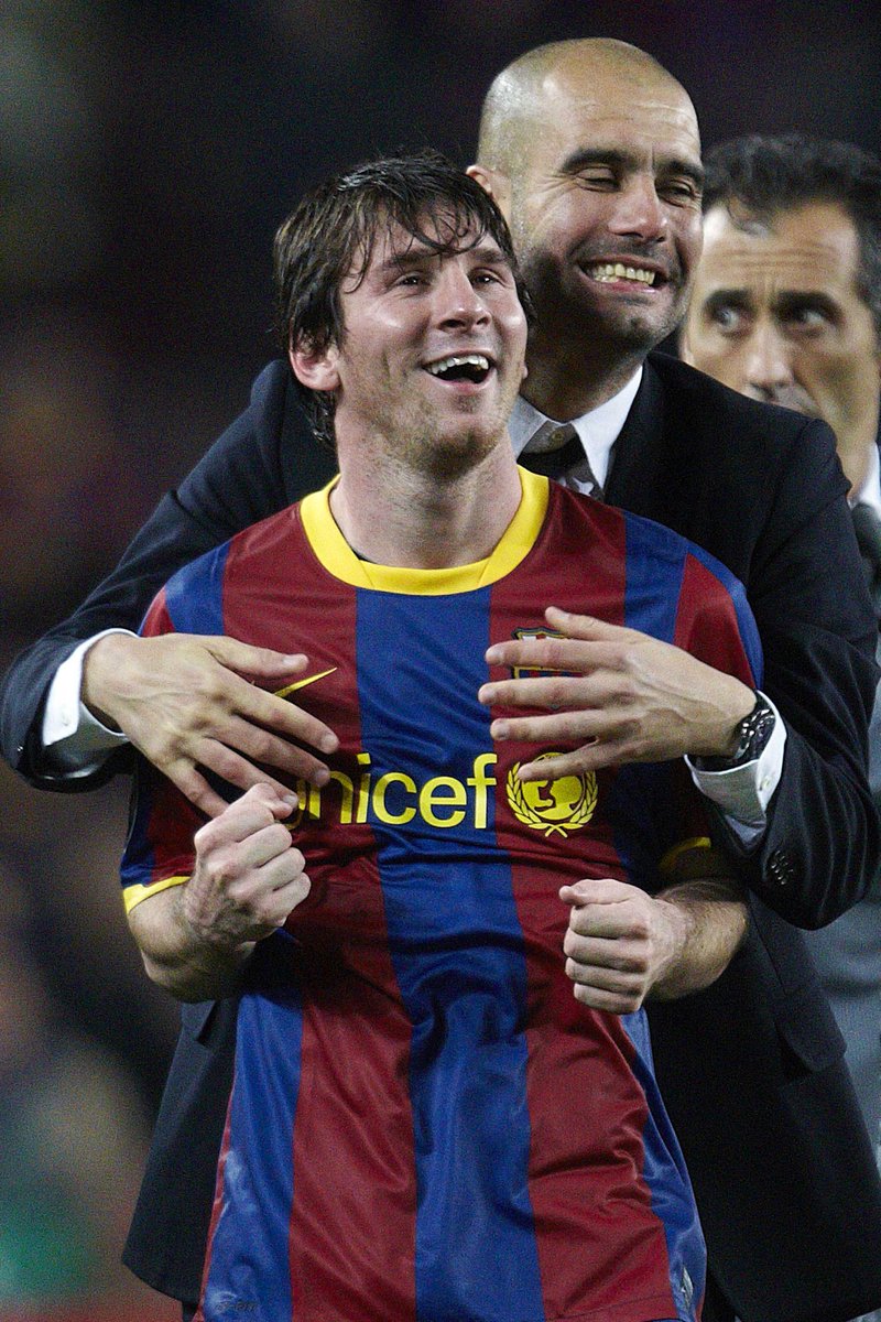 ActuFoot_'s tweet photo. 🚨 Guardiola sur le Ballon d'Or : 

« J'ai toujours dit que le Ballon d'Or devrait être composé de deux sections, un pour Messi et un pour les autres. » 🏆 https://t.co/6zPWfrS8Zq
