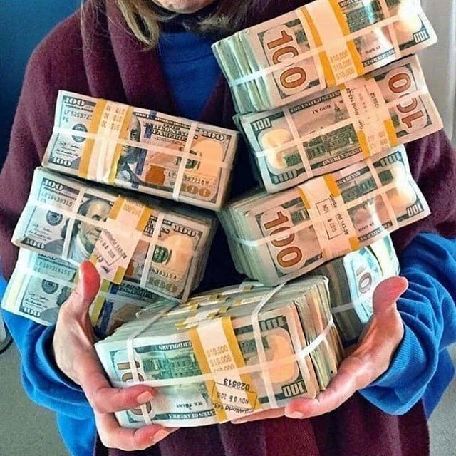 I'll help pay your bills, drop your $ETH wallets! 
Helping 15 People with $1000 each in #ETH ❤️