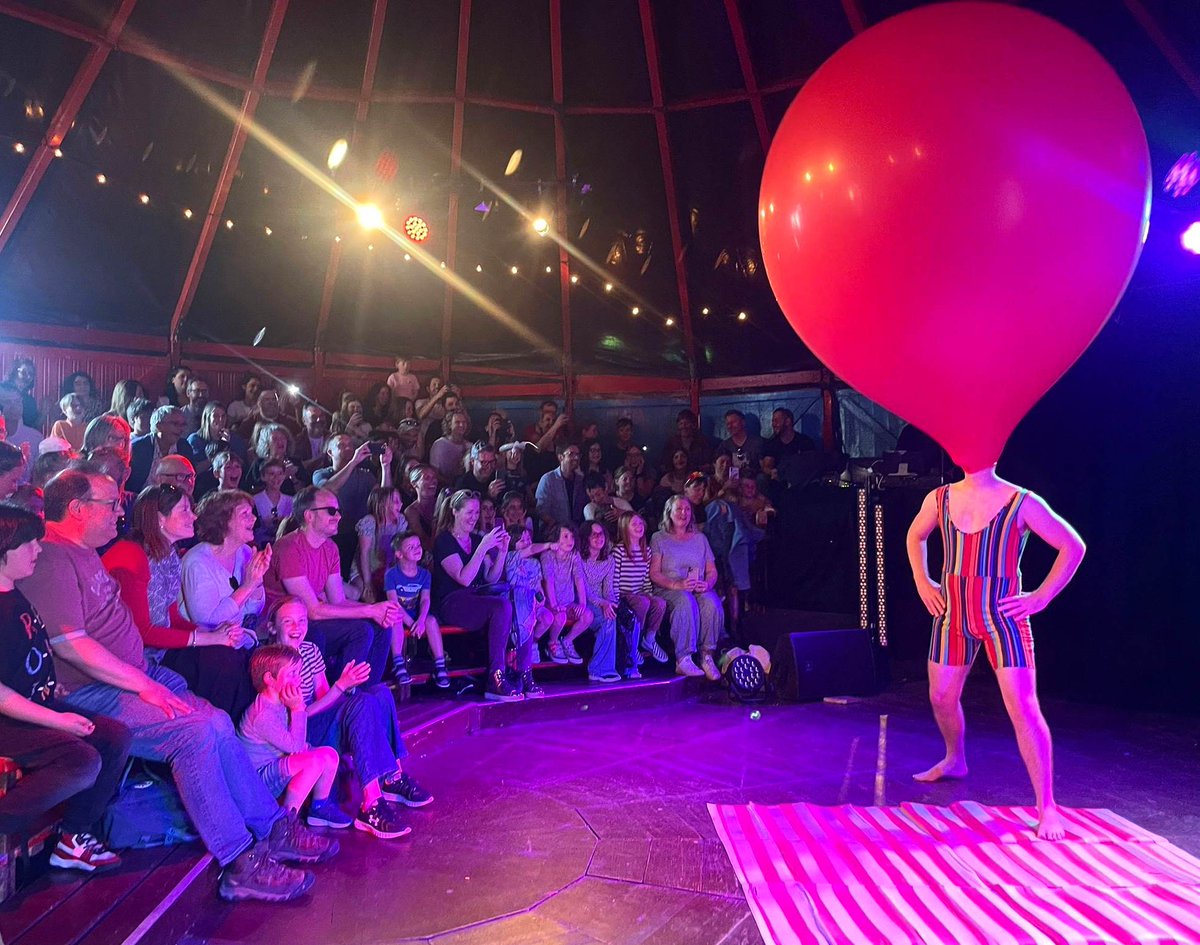 BIG news for The Giant Balloon Show in 2024! We'll be making our Australian debut at Fringe World Perth. Then next stop will be Adelaide Fringe! We are so excited and more news will be coming soon ...

Presale tickets live for Fringe World here: fringeworld.com.au/whats_on/the-g…