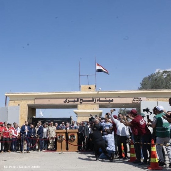 “It is impossible to be here &amp; not to feel a broken heart.”

At Rafah crossing, <a href="/antonioguterres/">António Guterres</a> appeals once again for aid trucks to be allowed into Gaza as soon as possible.

"These trucks are the difference between life and death for so many people."