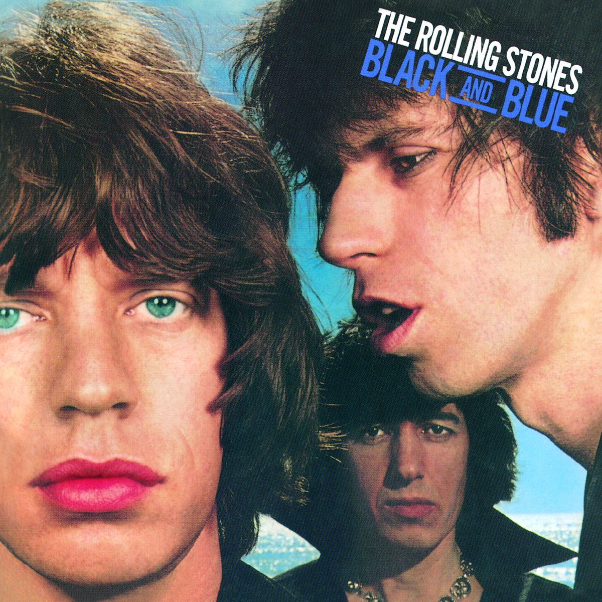 FCBarcelona's tweet photo. 🎶 Meanwhile, in a parallel world...

@spotify @rollingstones 💽 https://t.co/MeRtw6KZZR