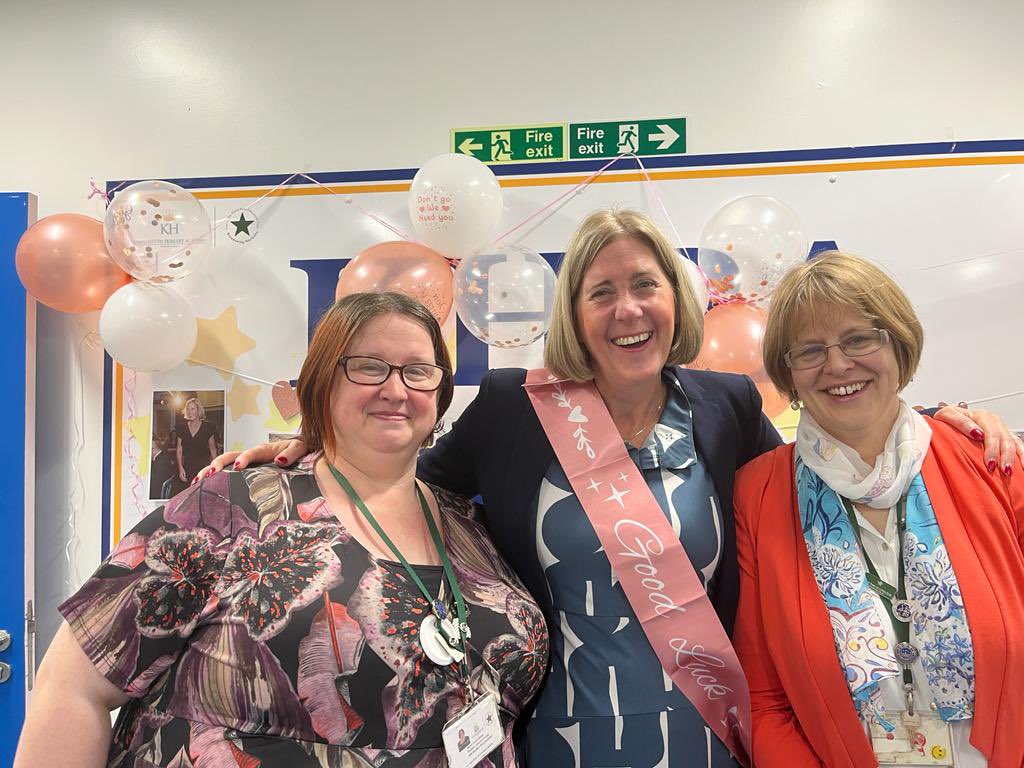 Kim Duff tweet media