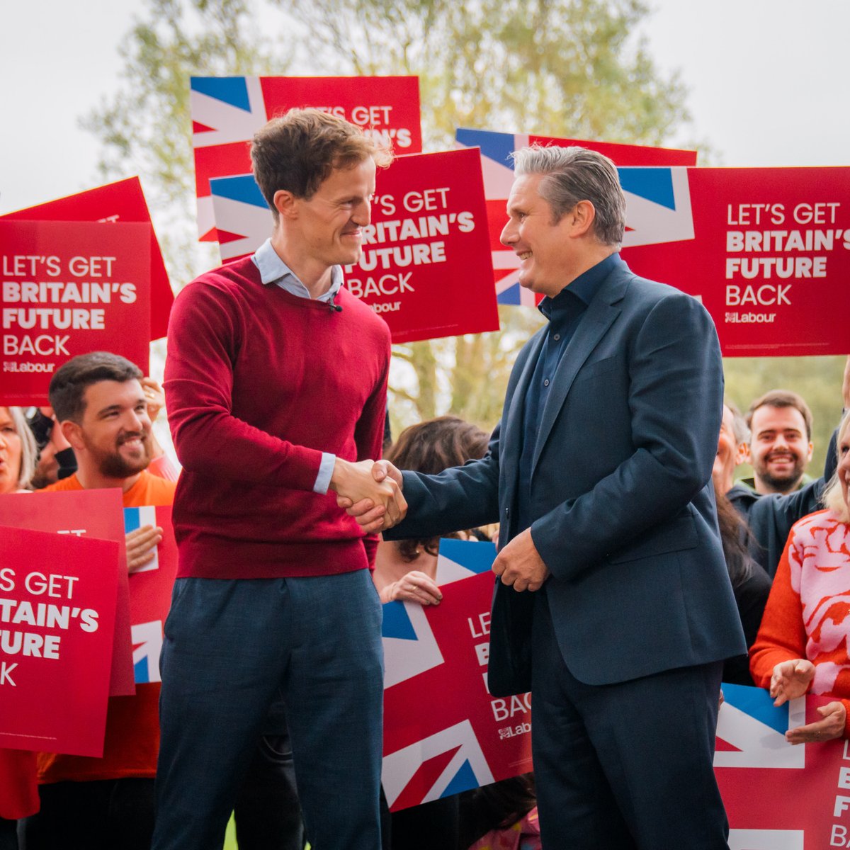 Keir_Starmer's tweet photo. Congratulations @AliStrathern, Labour's new MP for Mid Bedfordshire! 

Labour is ready to make the positive case for change for the whole country. 

We are ready to get Britain’s future back. https://t.co/IsITtsxlaq