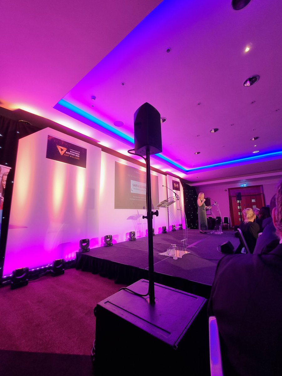 MatthewBonser1's tweet photo. A lovely evening with the @purposemediauk gang at the https://t.co/dAGIwivSyf #EMBM23!

We were category sponsors for the Medium Business award and was a pleasure to present on stage to the winners. It was great to bump into some familiar faces and clients too!
#awards #eastmids https://t.co/HSlGViEigt