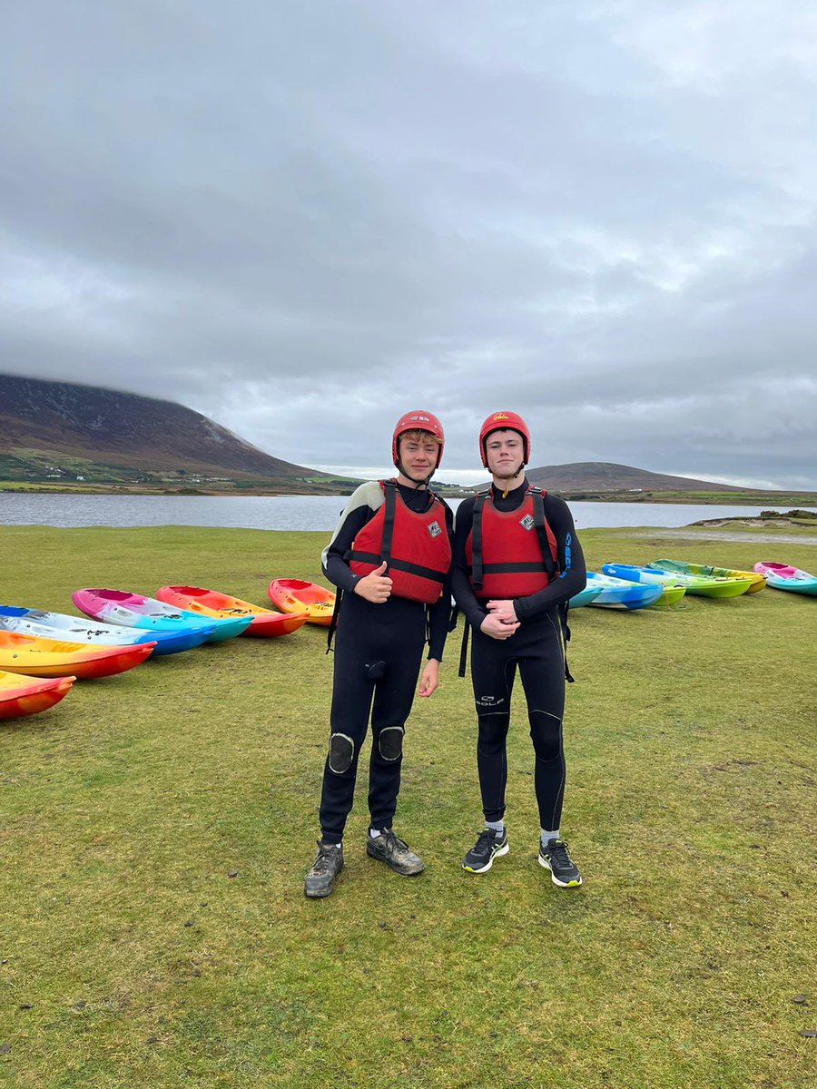 transitionyear4's tweet photo. Big thank you to Jim &amp; Iarlaith in @achillsurf for looking after us on our #TY bonding trip! #surfing #kayaking #swimming in glorious #Keel &amp; #Doogort Medecine for the soul! @stjarlaths #TY23 https://t.co/QsAmxC1ie4