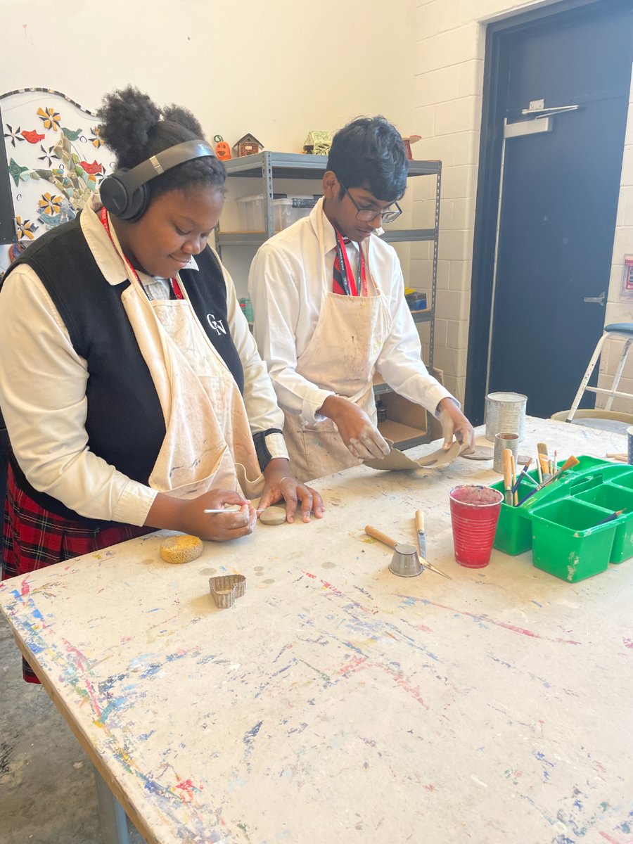 4CardinalNewman's tweet photo. Ms. Nied's Art Club is in full swing again this year. These students have so much talent and inspiration! Check out some of their work and you might get inspired too. #CardinalsCreate https://t.co/G12UeGRNZU